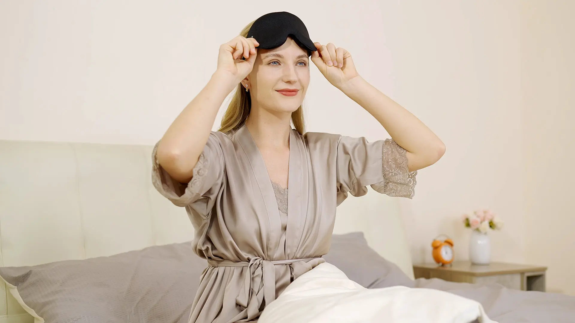 MZOO Sleep Mask Main